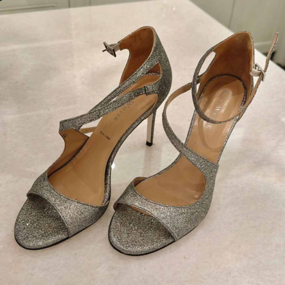 High heel shoes